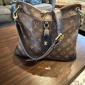 Like New Luois Vuitton Odeon PM / comes with box dust bag and original recept